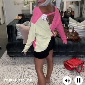 Davi&Dani open back sweater. Small.